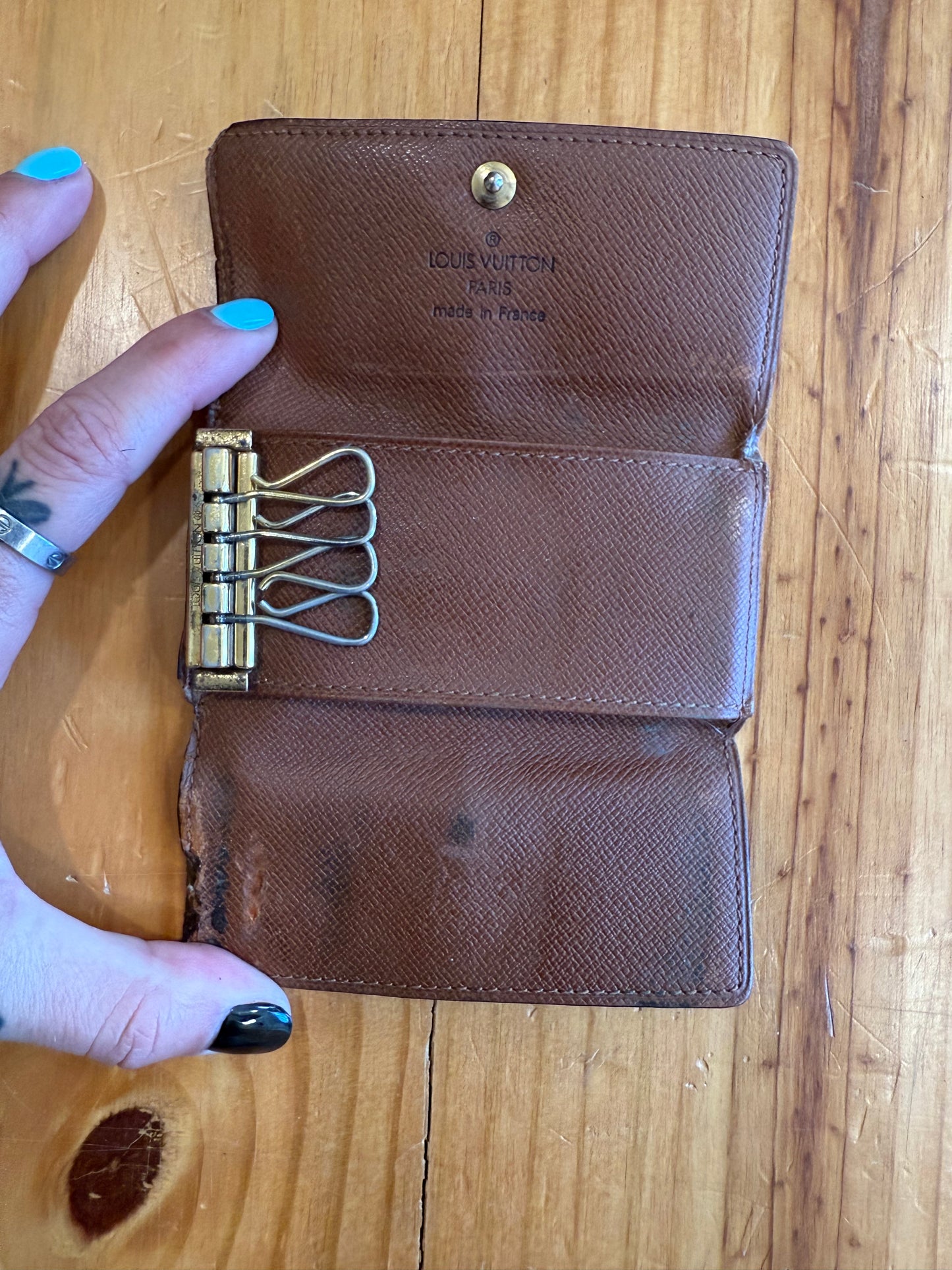 Small Monogram 4 key cles