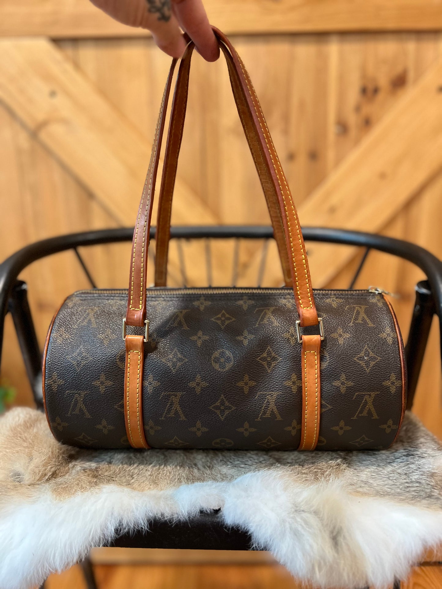 Vintage LV Papillion 30