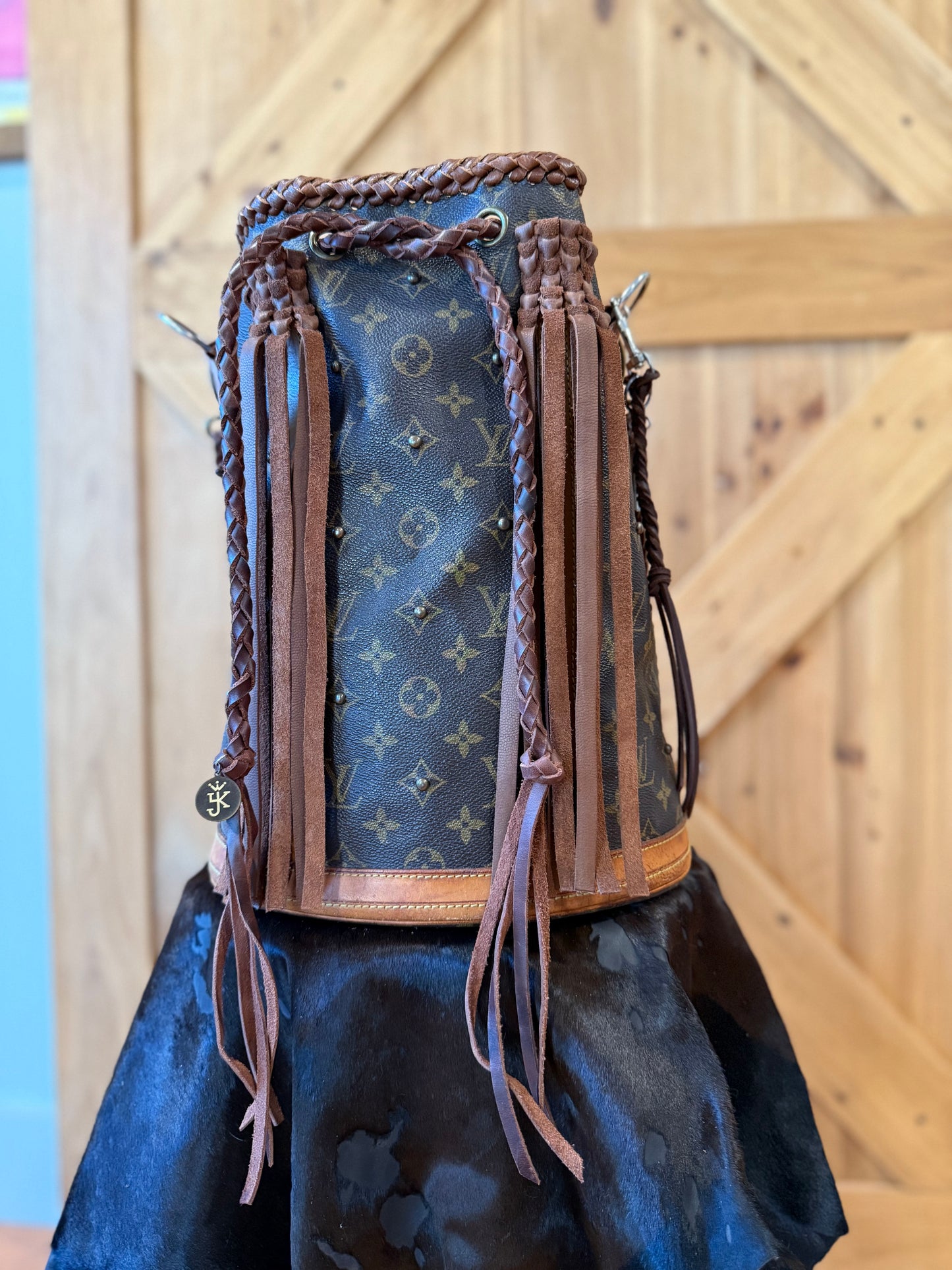 Bucket Bag turned Noè- For Dani