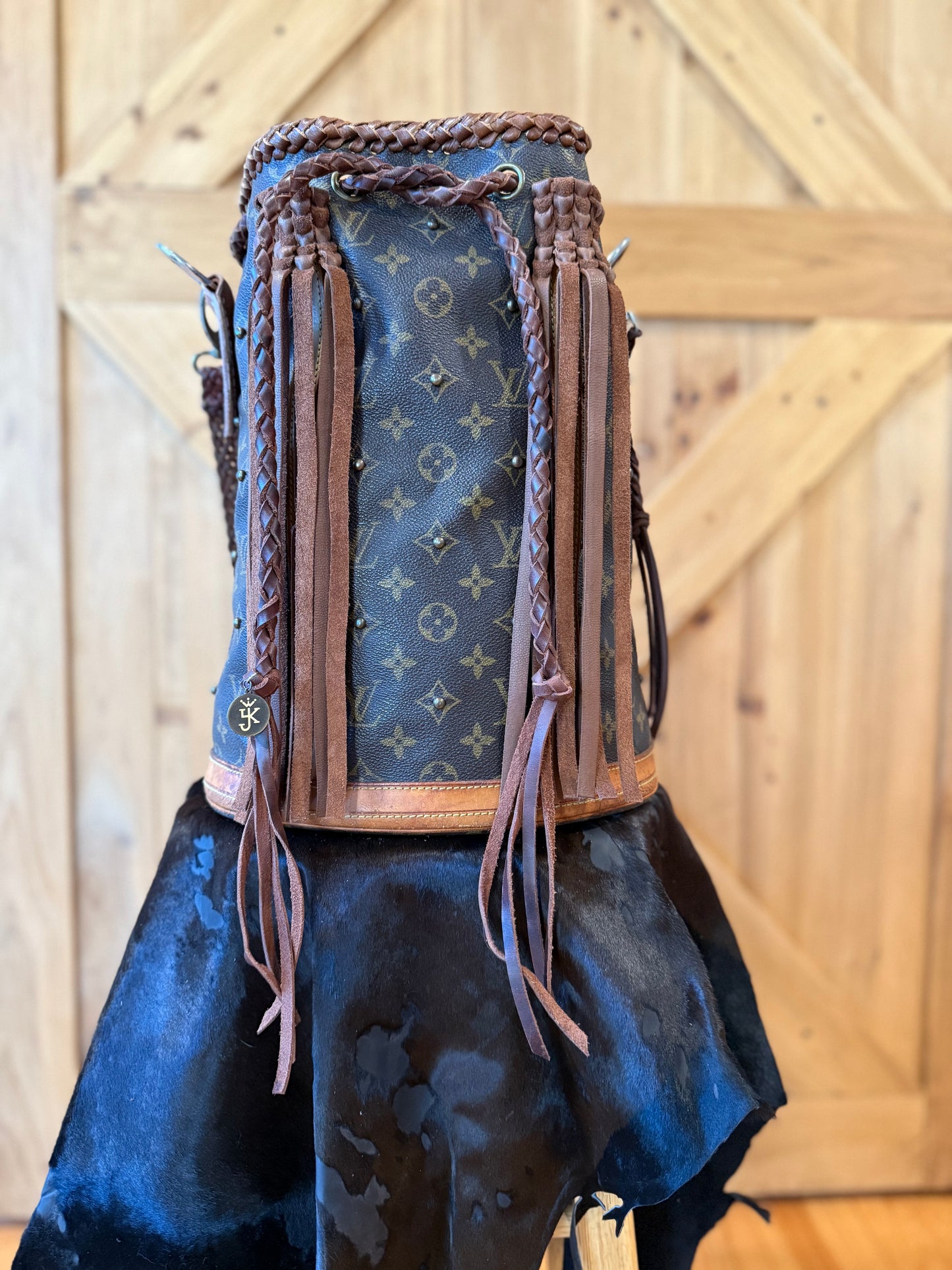 Bucket Bag turned Noè- For Dani