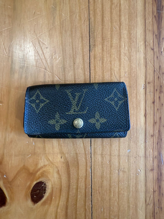 Small Monogram 4 key cles