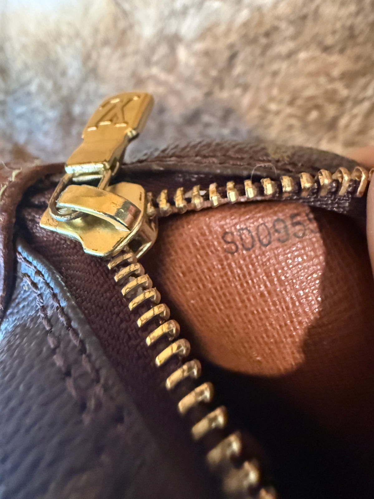 LV Vintage Marly Dragonne Wristlet