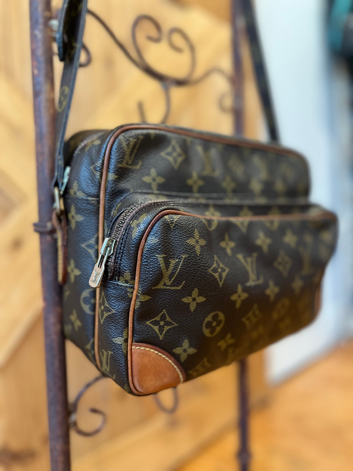 Vintage LV Nile Crossbody