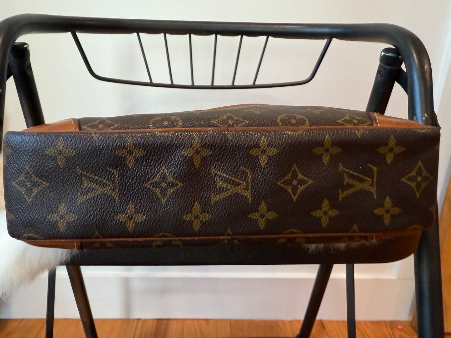 Louis Vuitton Monogram Compiegne 28 Clutch Bag