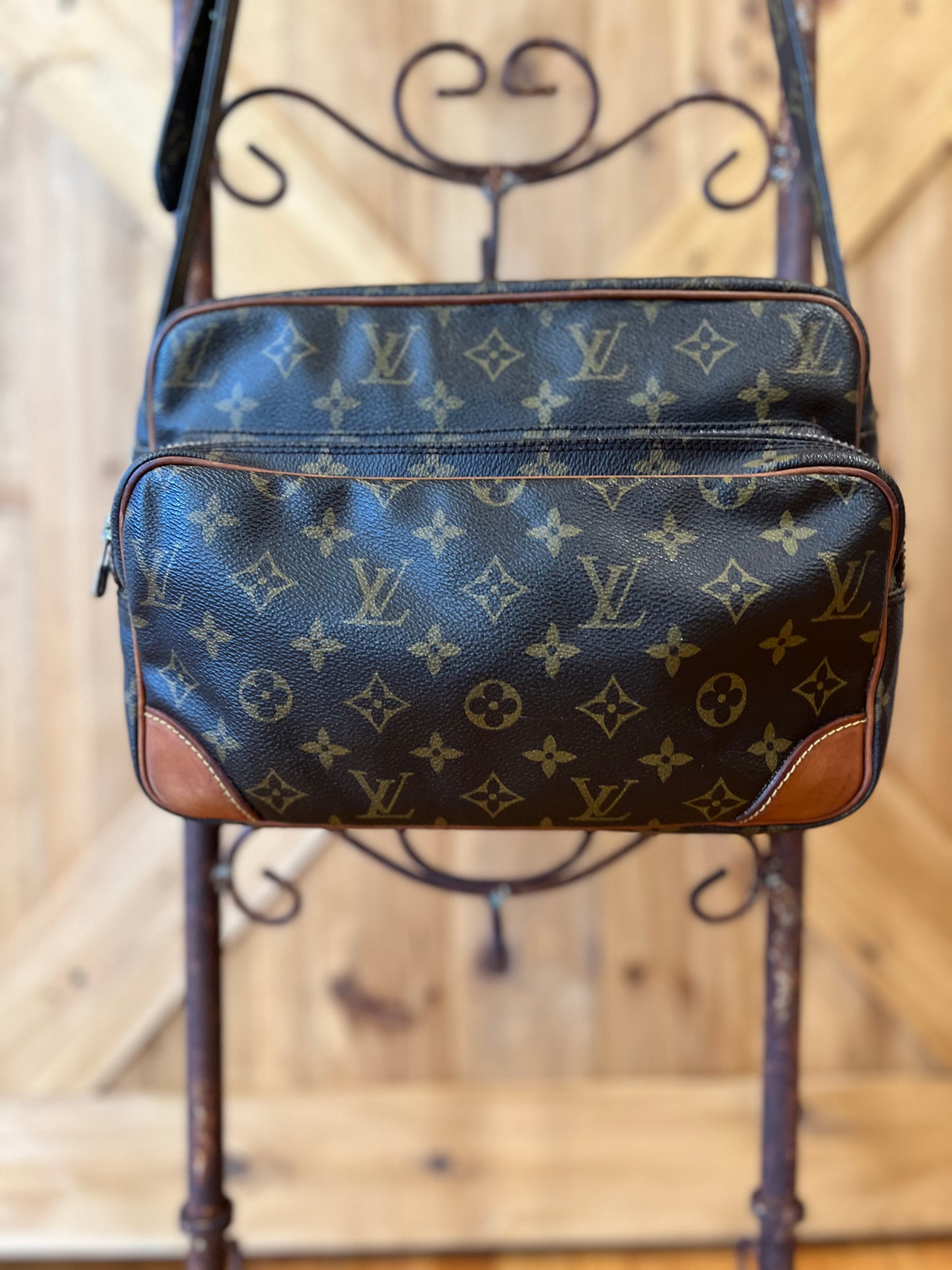 Vintage LV Nile Crossbody