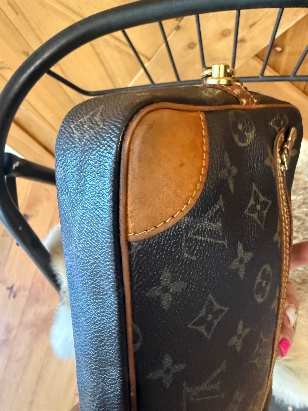 LV Vintage Marly Dragonne Wristlet