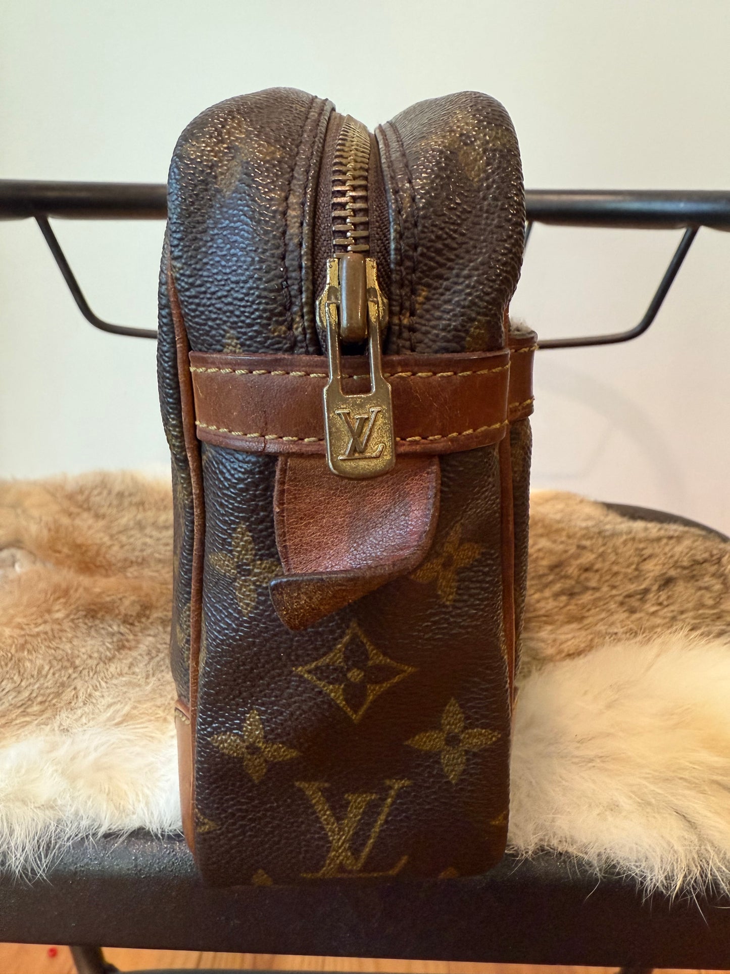 Louis Vuitton Monogram Compiegne 28 Clutch Bag