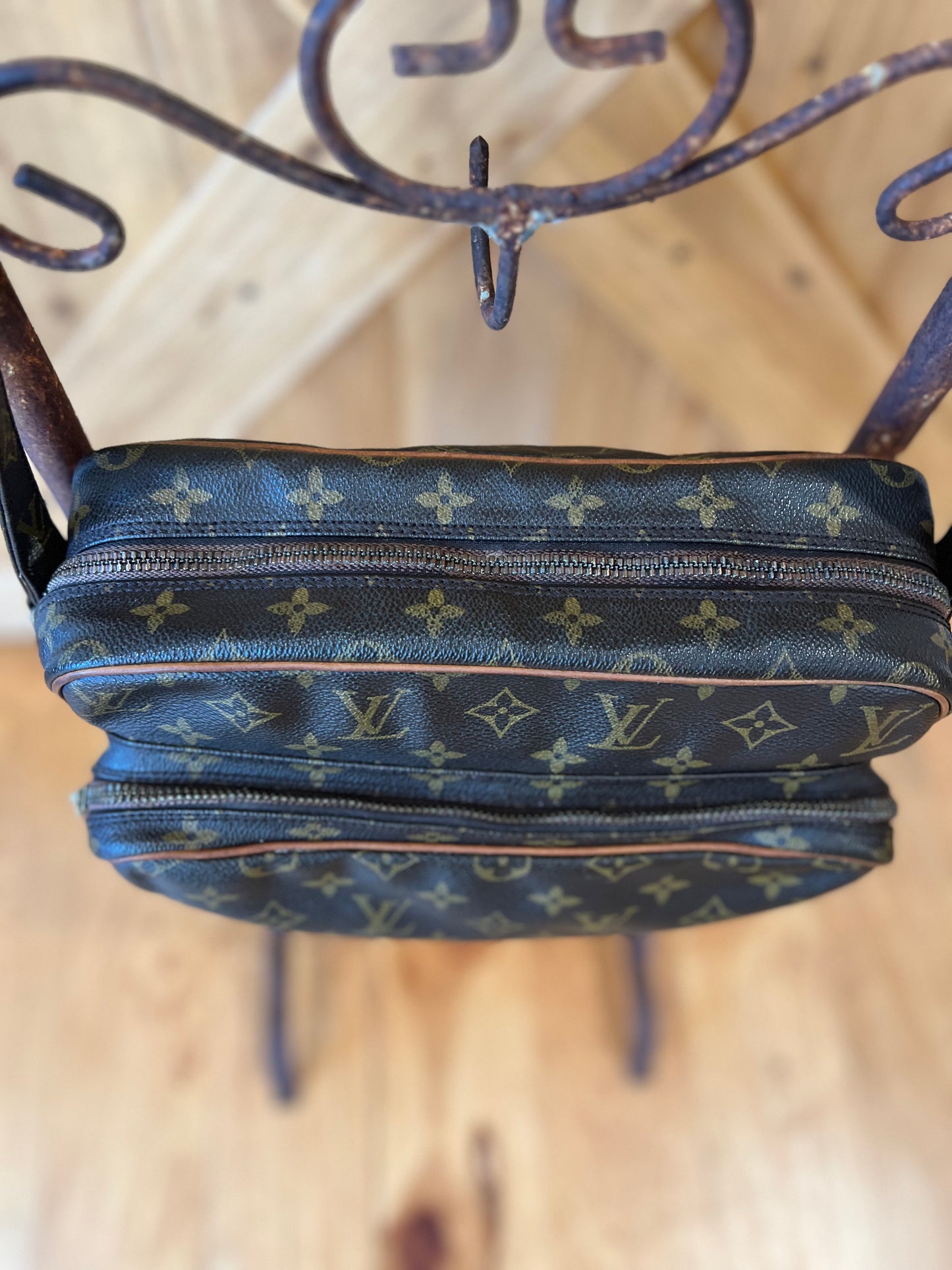 Vintage LV Nile Crossbody