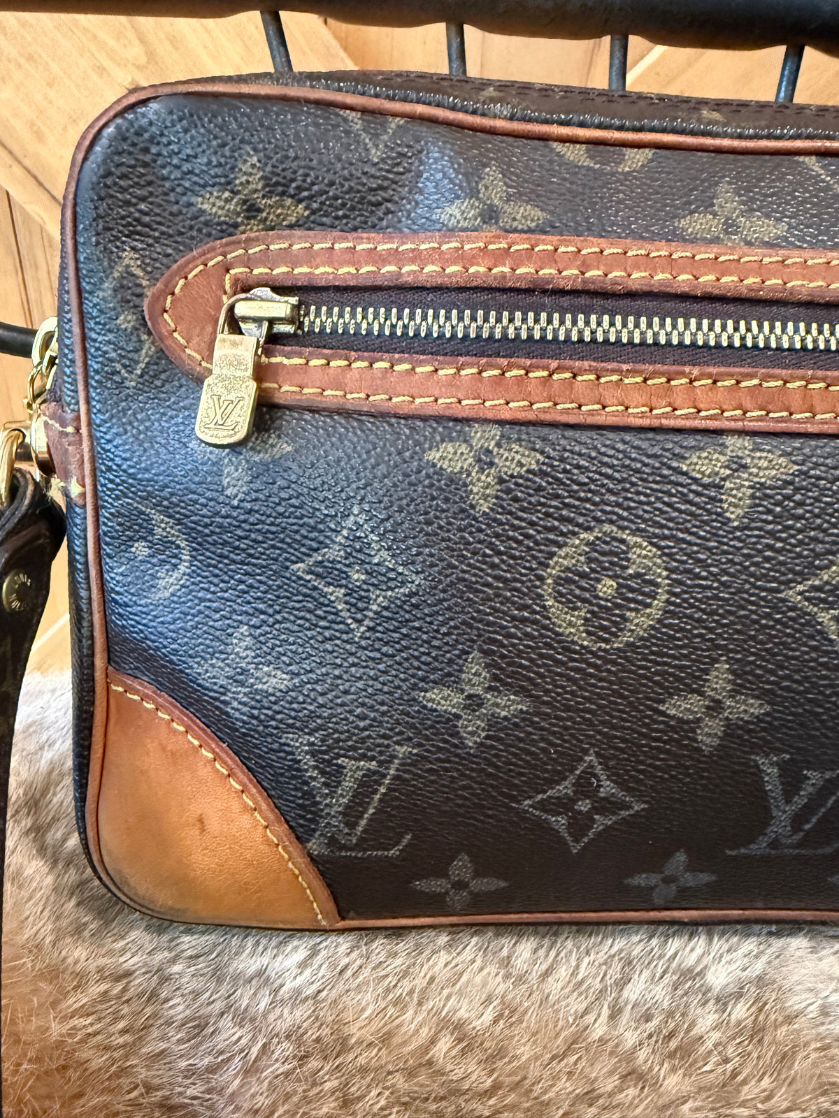 LV Vintage Marly Dragonne Wristlet