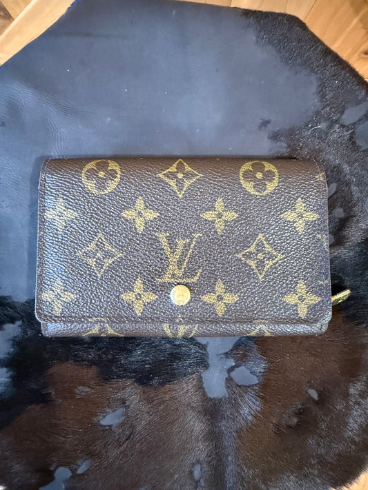 Monogram LV Wallet