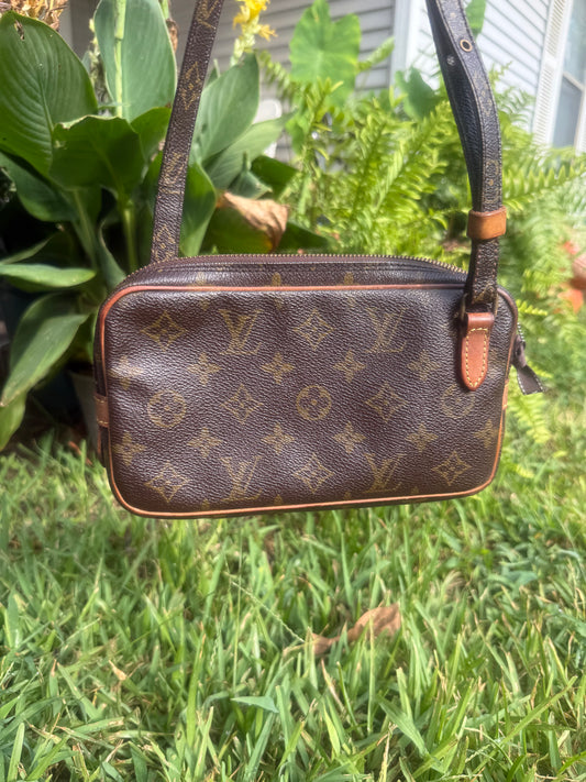 Vintage Louis Vuitton Marly Bandouliere