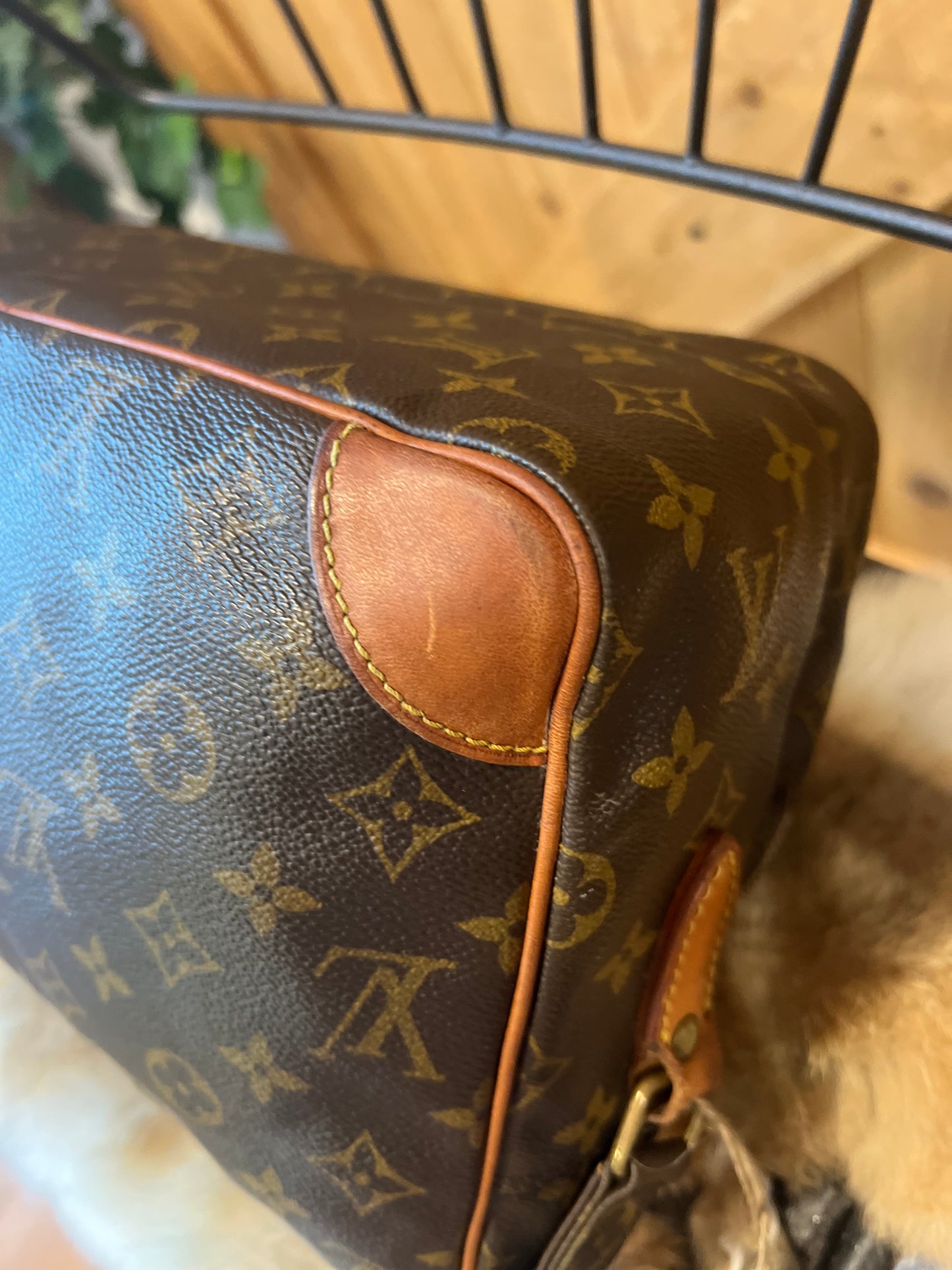 Vintage LV Nile Crossbody