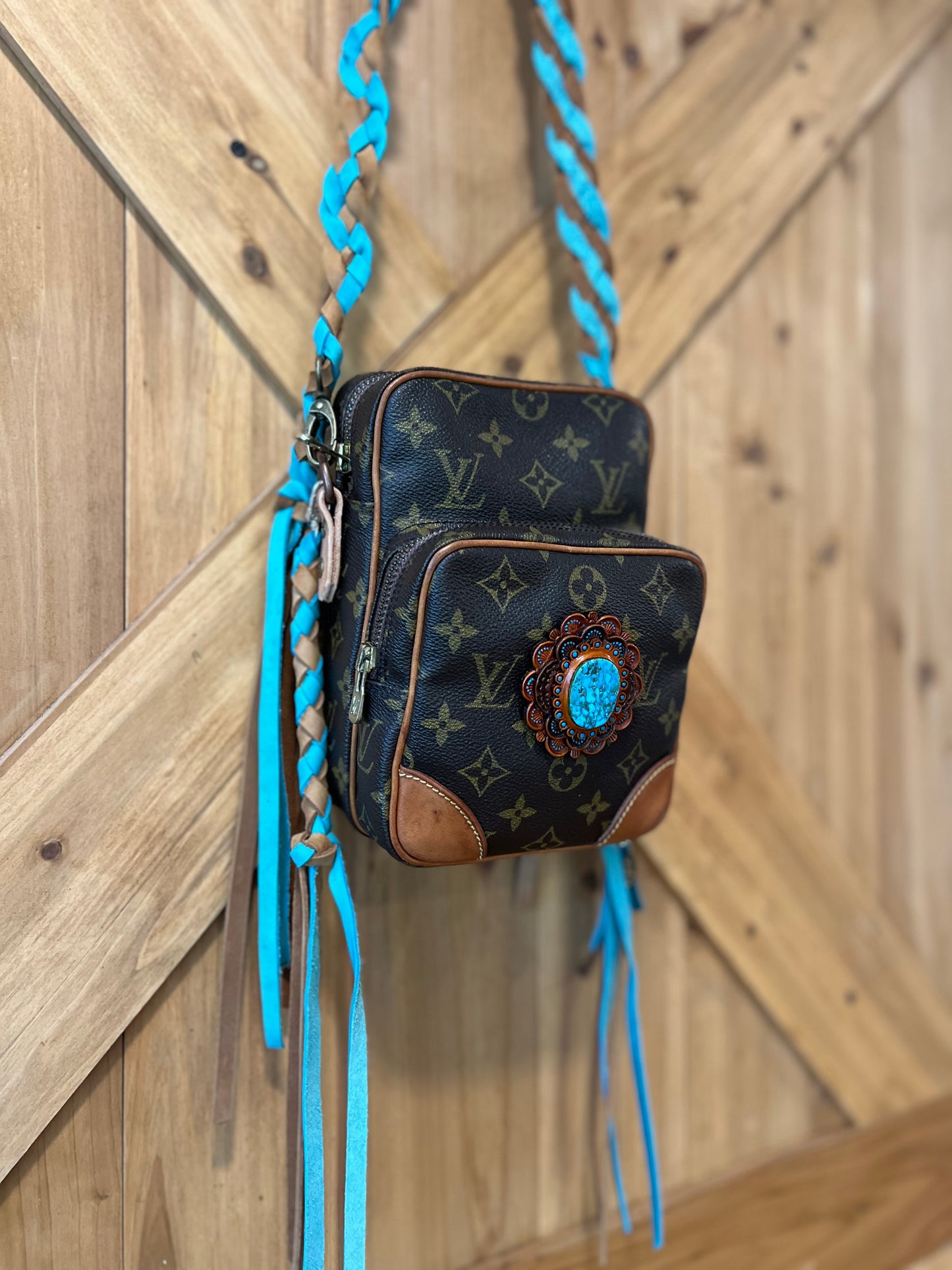 Vintage LV Amazon