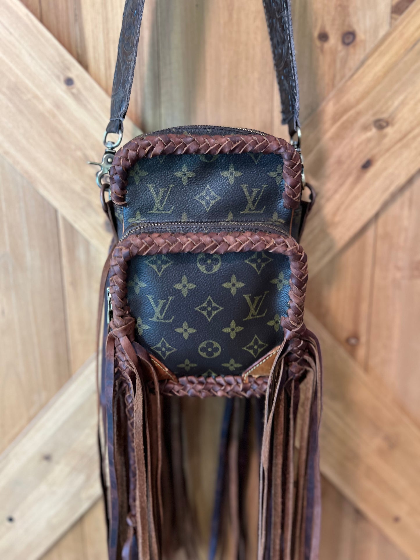 Amazon Crossbody