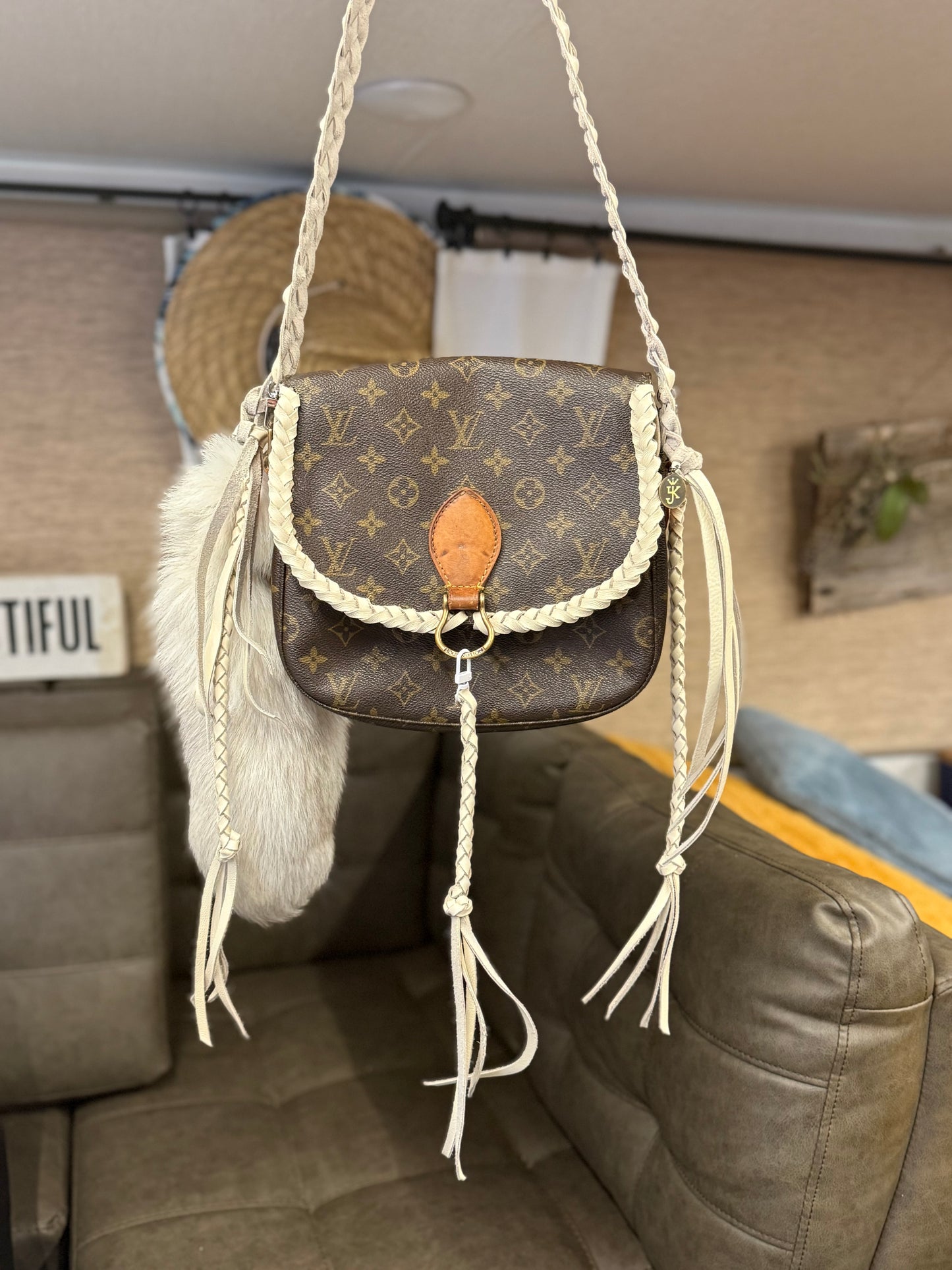 St. Cloud “Arctic Fox”