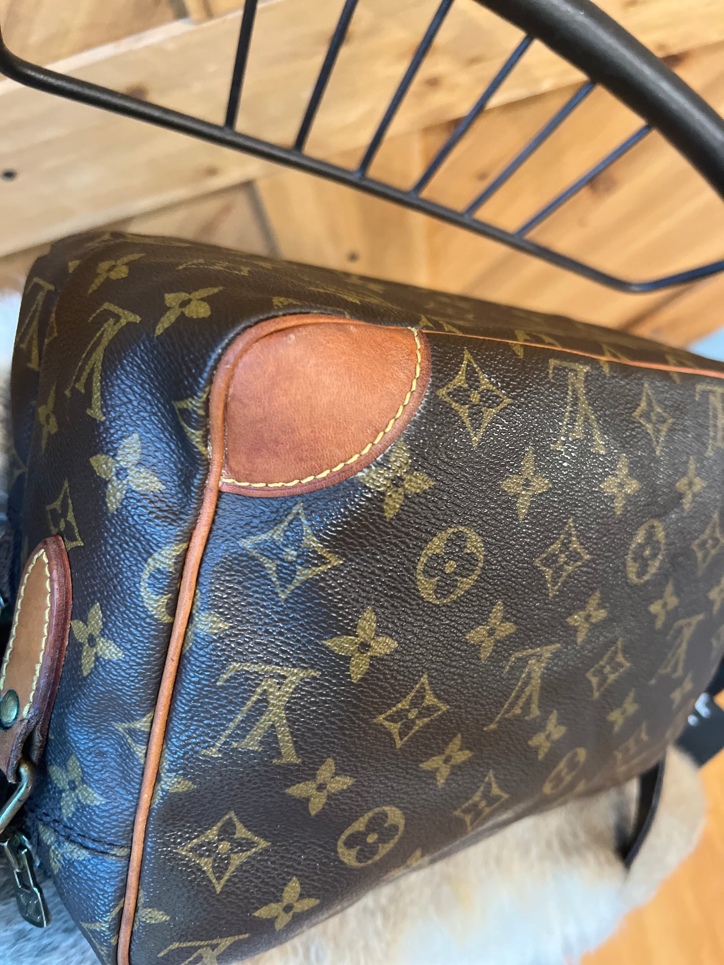 Vintage LV Nile Crossbody