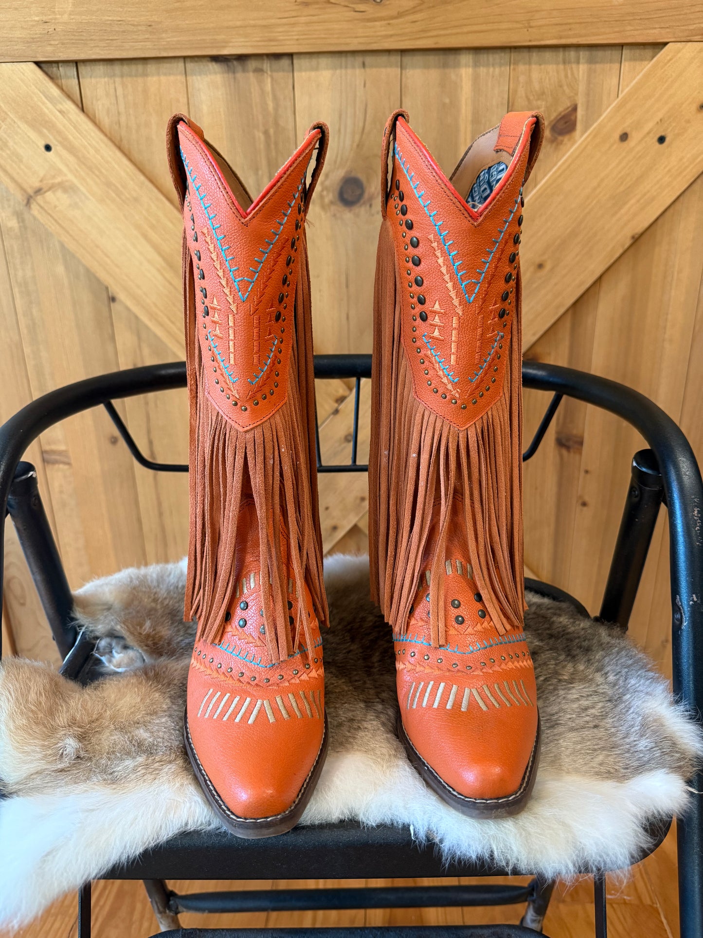 Fringe Dingo Boots