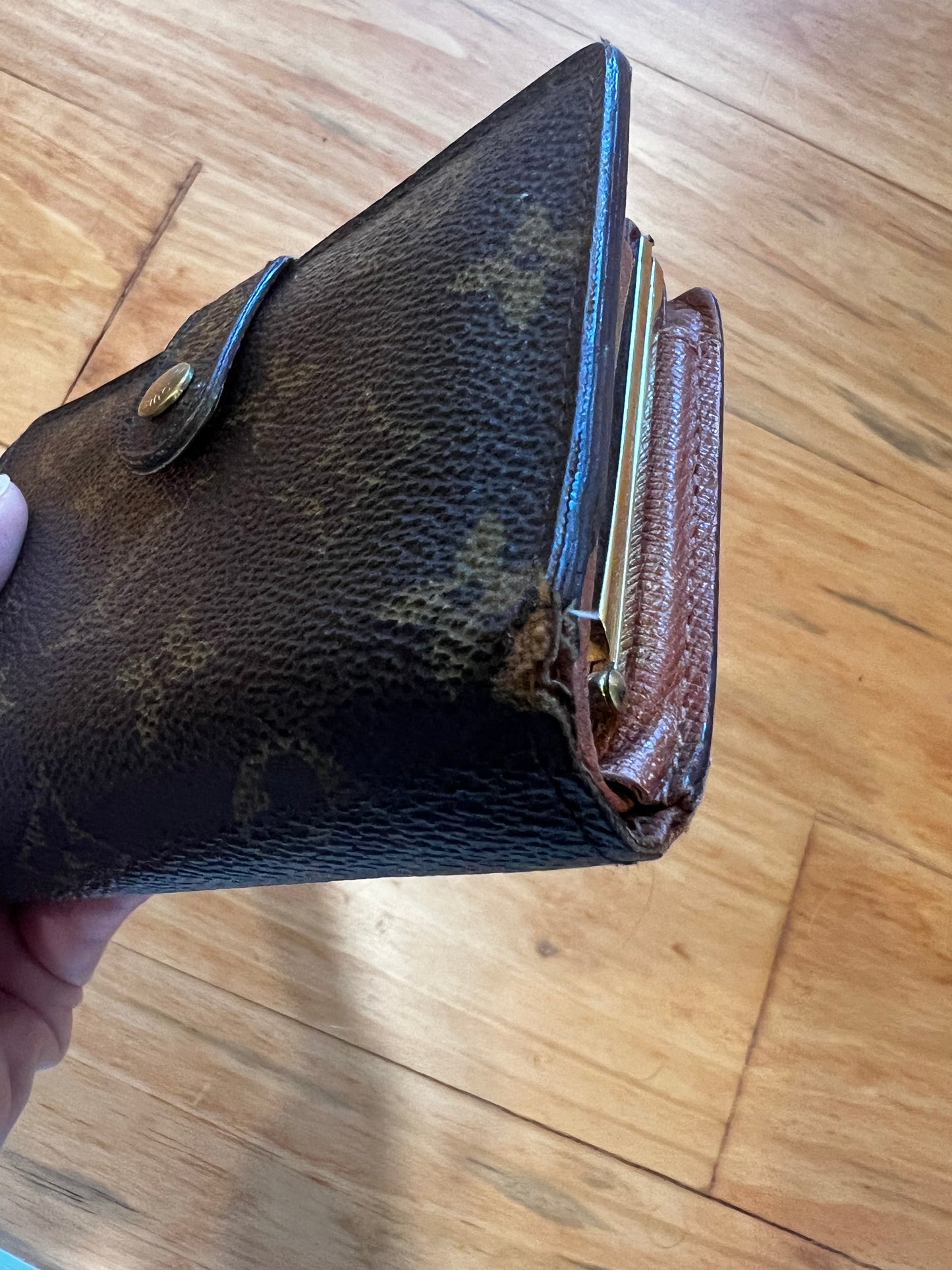 LV Porte Monnaie Billets Viennois Wallet