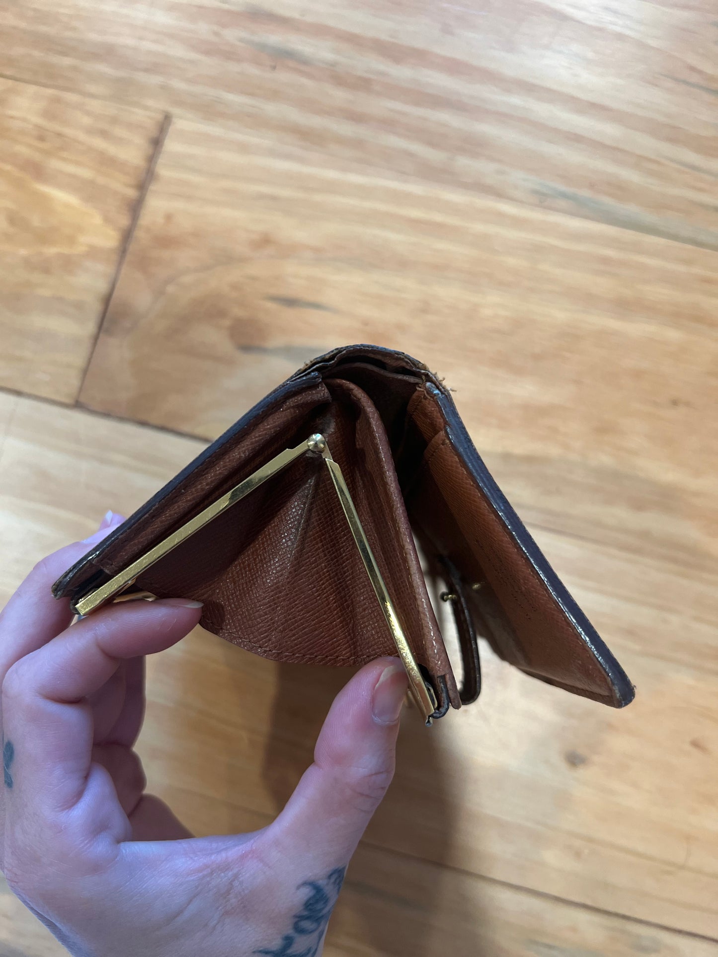 LV Porte Monnaie Billets Viennois Wallet